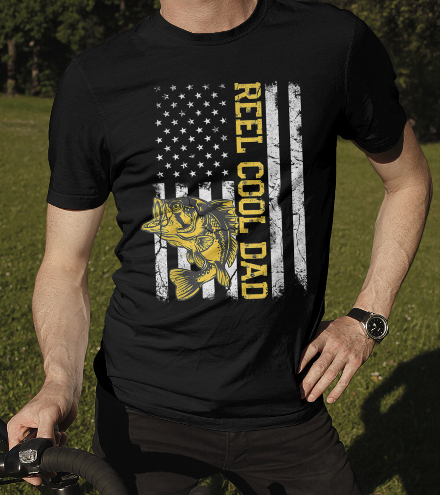 REEL COOL DAD American Flag Fishing T-Shirt