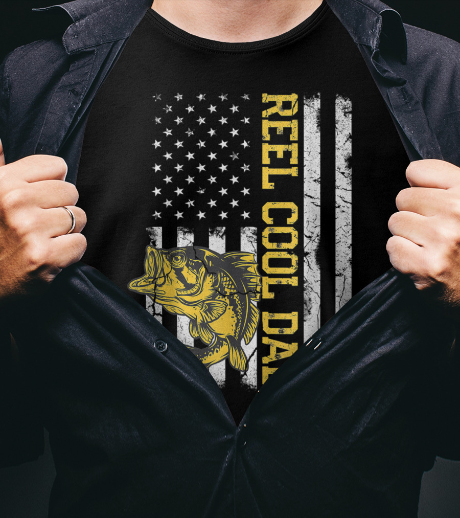REEL COOL DAD American Flag Fishing T-Shirt