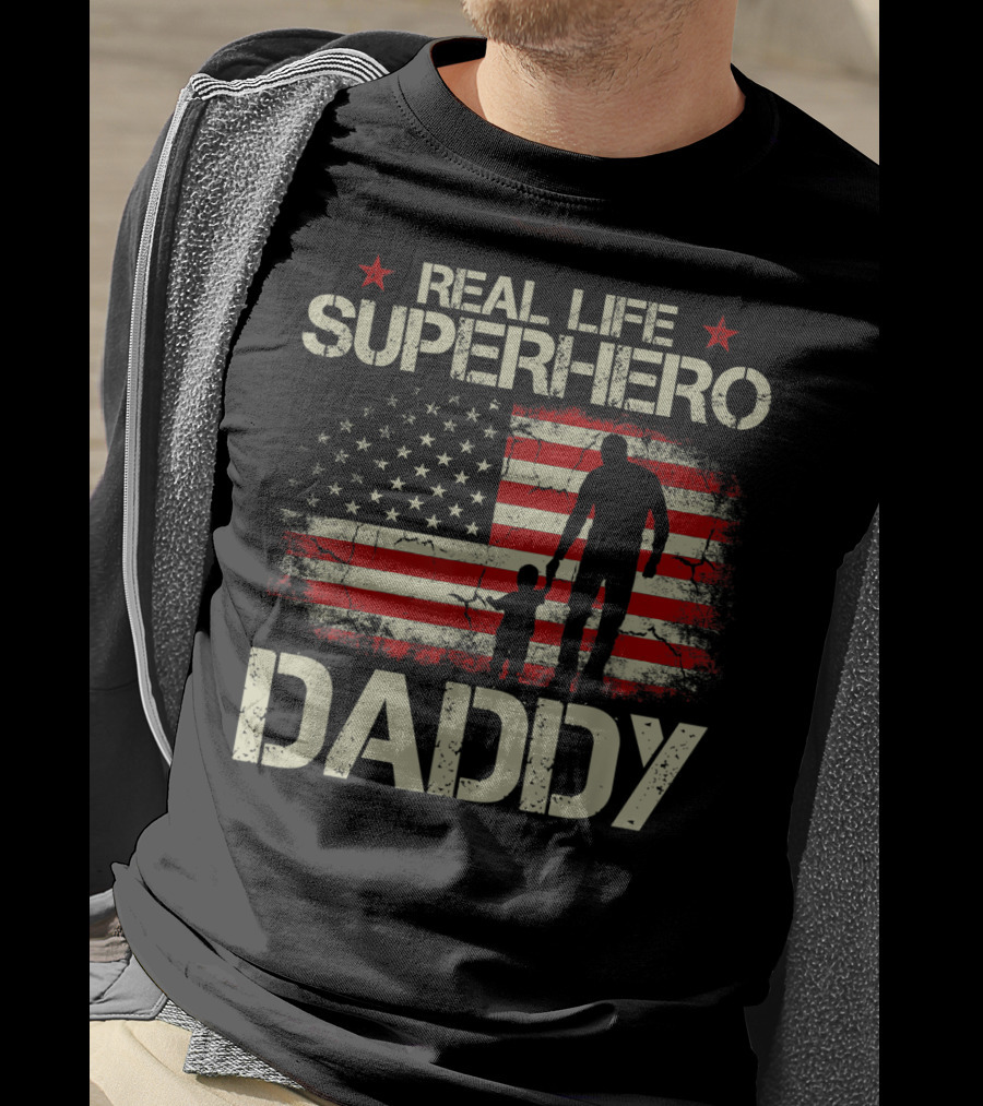Real Life Superhero Daddy USA Flag T-Shirt