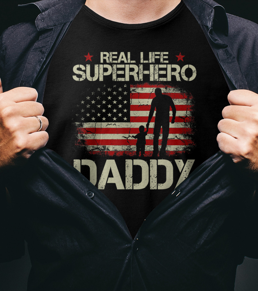 Real Life Superhero Daddy USA Flag T-Shirt