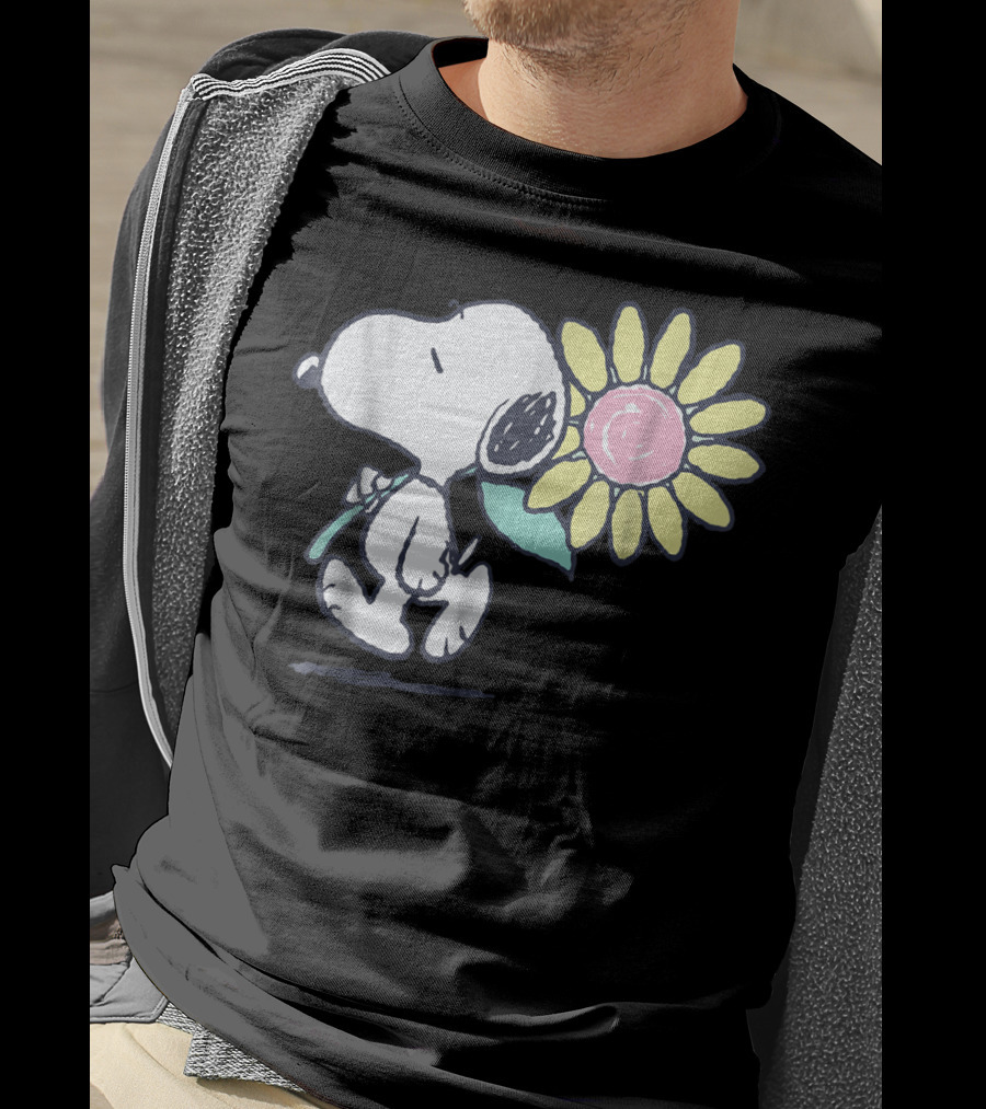Peanuts Snoopy Walking With Pink Daisy Flower T-Shirt