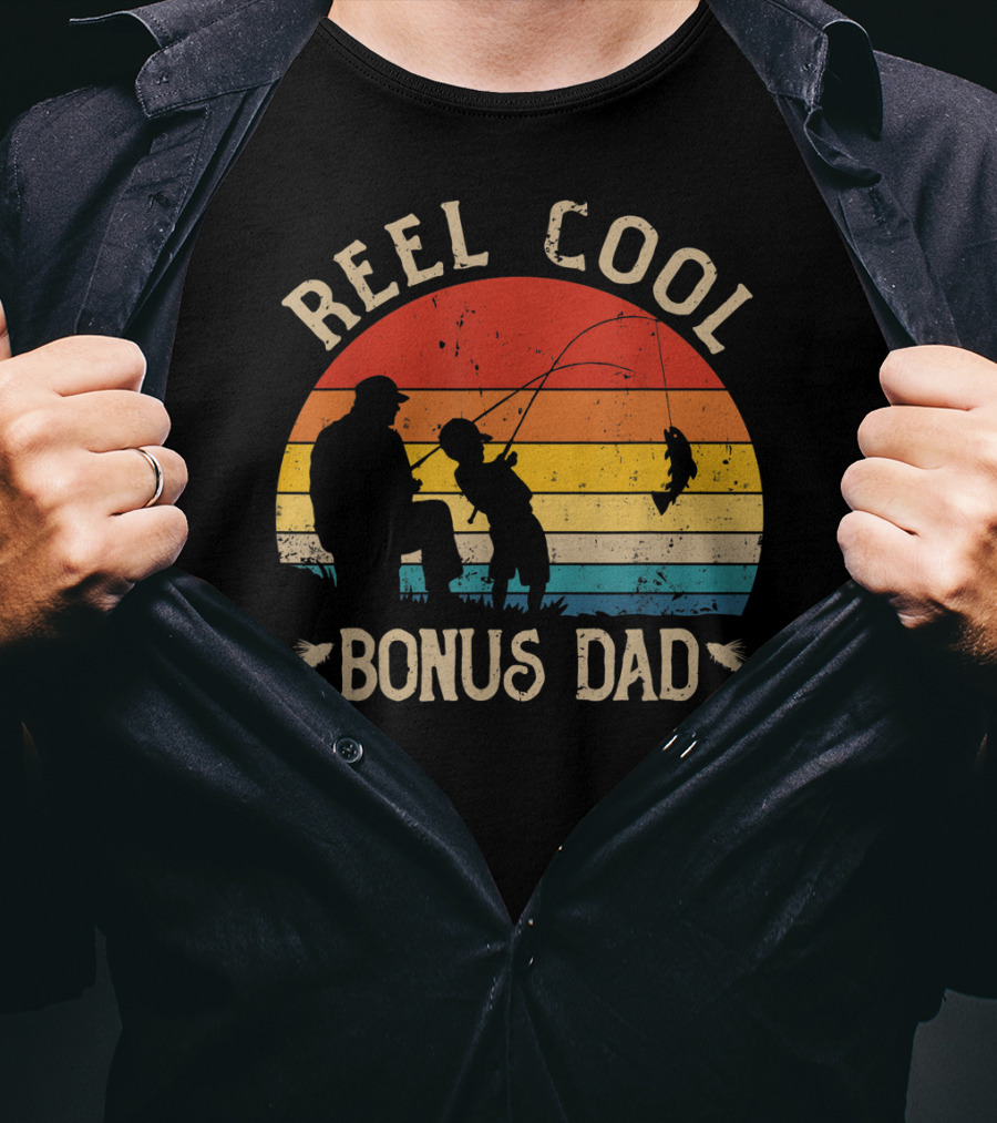 Reel Cool Bonus Dad Fishing Vintage Sunset T-Shirt