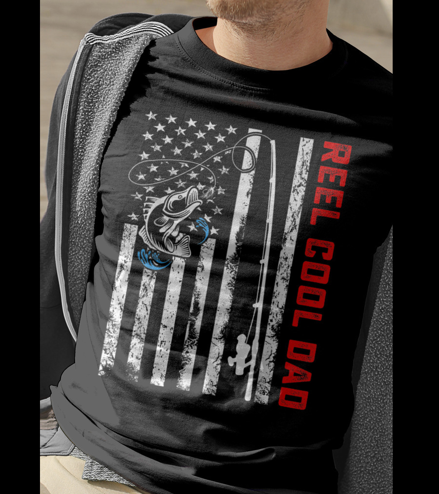 Reel Cool Dad American Flag Fishing Patriotic Father's Day Birthday T-Shirt