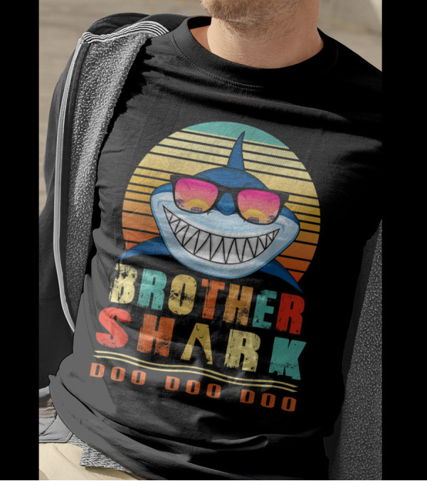 Brother Shark Doo Doo Doo Retro Vintage Sunglasses Sunset T-Shirt