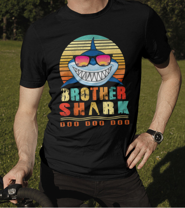 Brother Shark Doo Doo Doo Retro Vintage Sunglasses Sunset T-Shirt