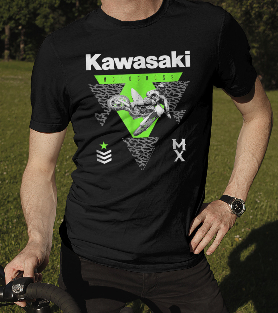 Kawasaki Motocross Classic Look 27272 MX Rider With Green Triangle And Chevron Star T-Shirt