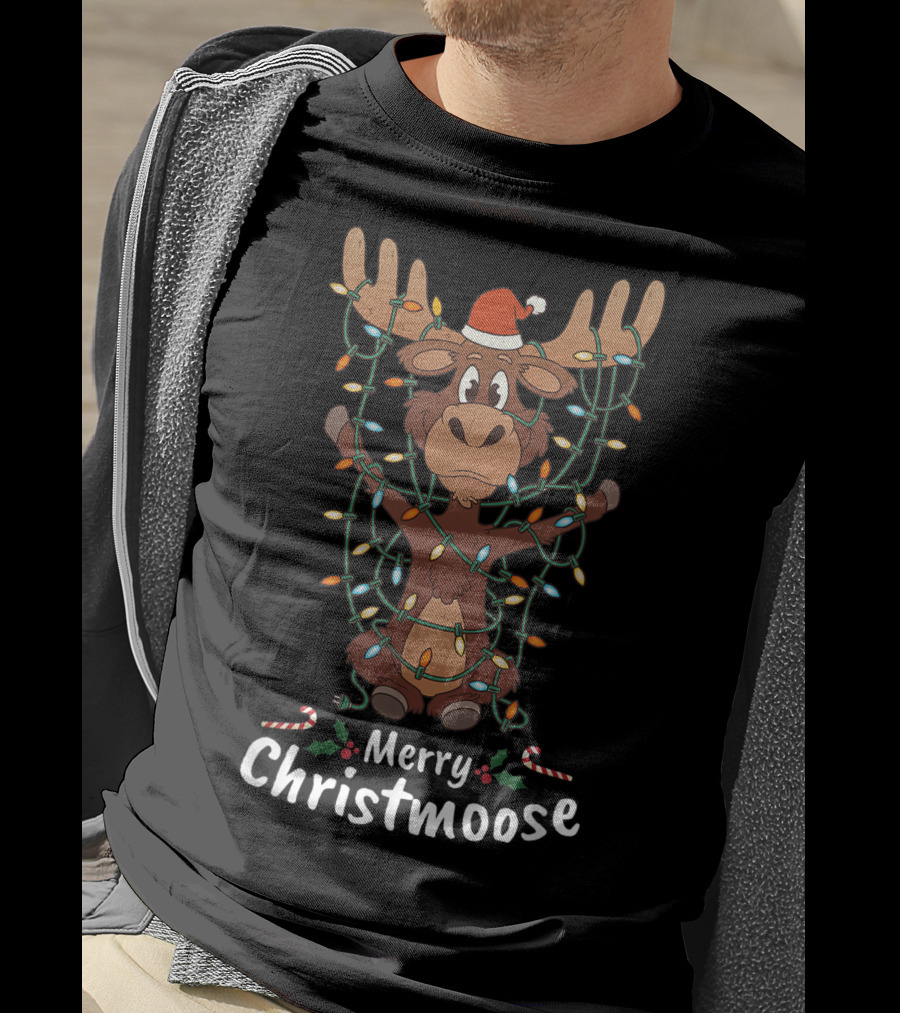 Merry Christmoose Christmas Moose Xmas Tree Lights Santa Hat T-Shirt