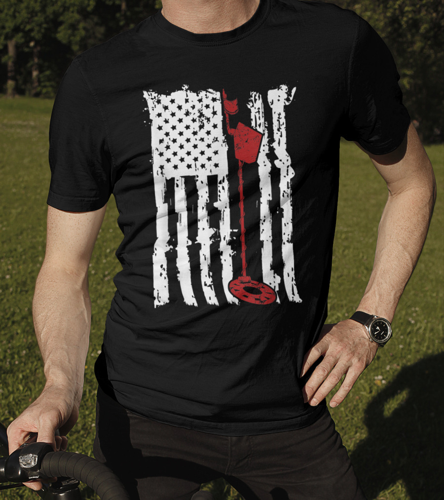 Metal Detector Vintage American Flag T-Shirt