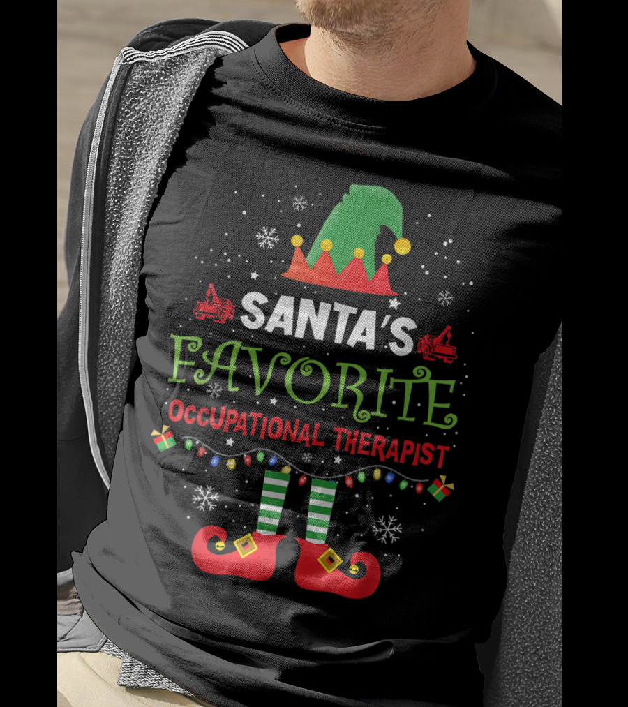 Santa's Favorite Occupational Therapist Merry Christmas Elf Hat Lights Snowflakes T-Shirt