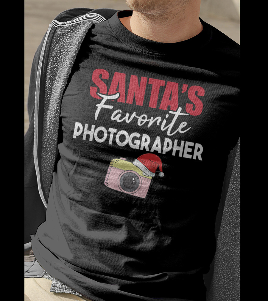 Santa's Favorite Photographer Camera With Santa Hat T-Shirt