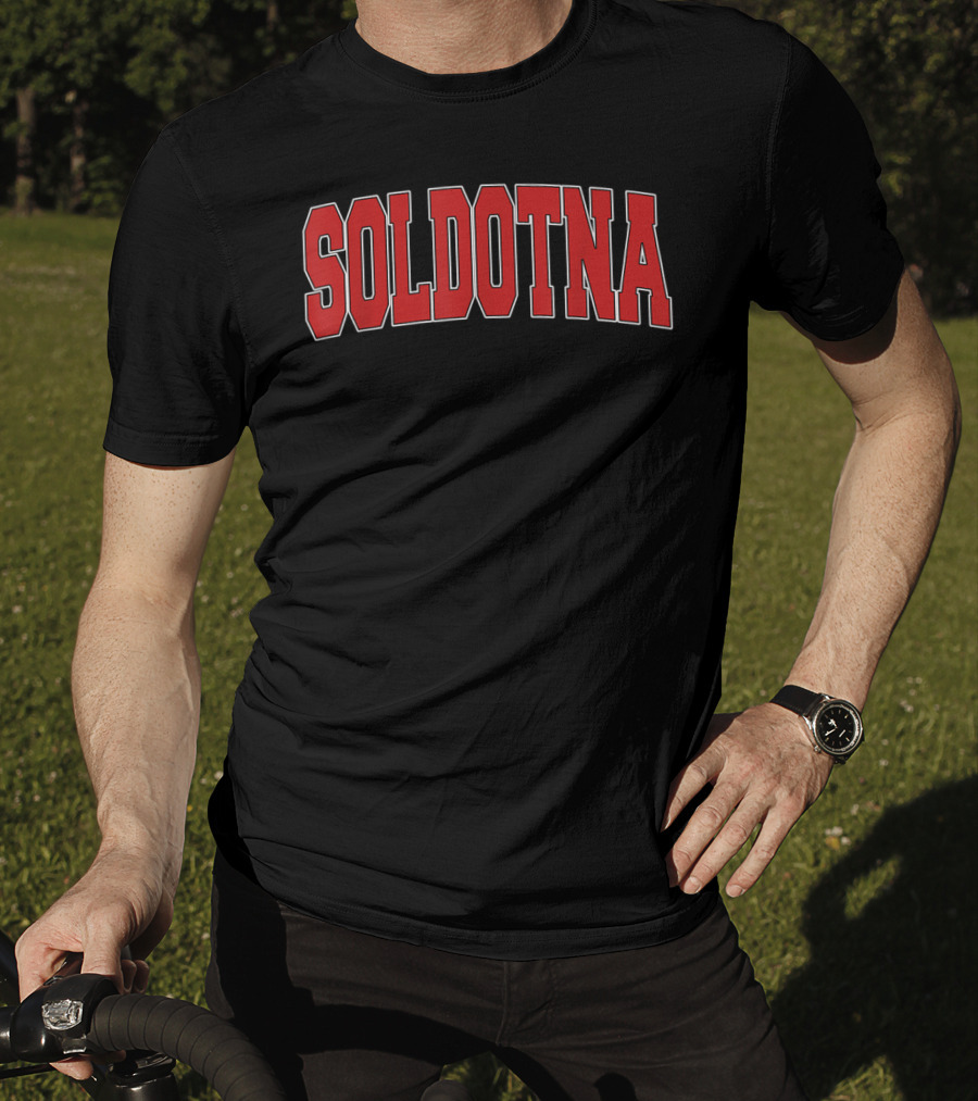 Soldotna AK Alaska Varsity Style USA Athletic Arch T-Shirt