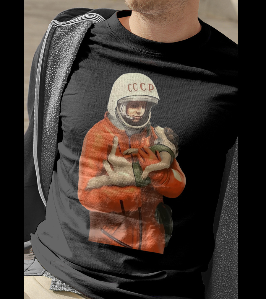 Soviet Space Gagarin USSR CCCP Cosmonaut With Dog In Orange Suit T-Shirt