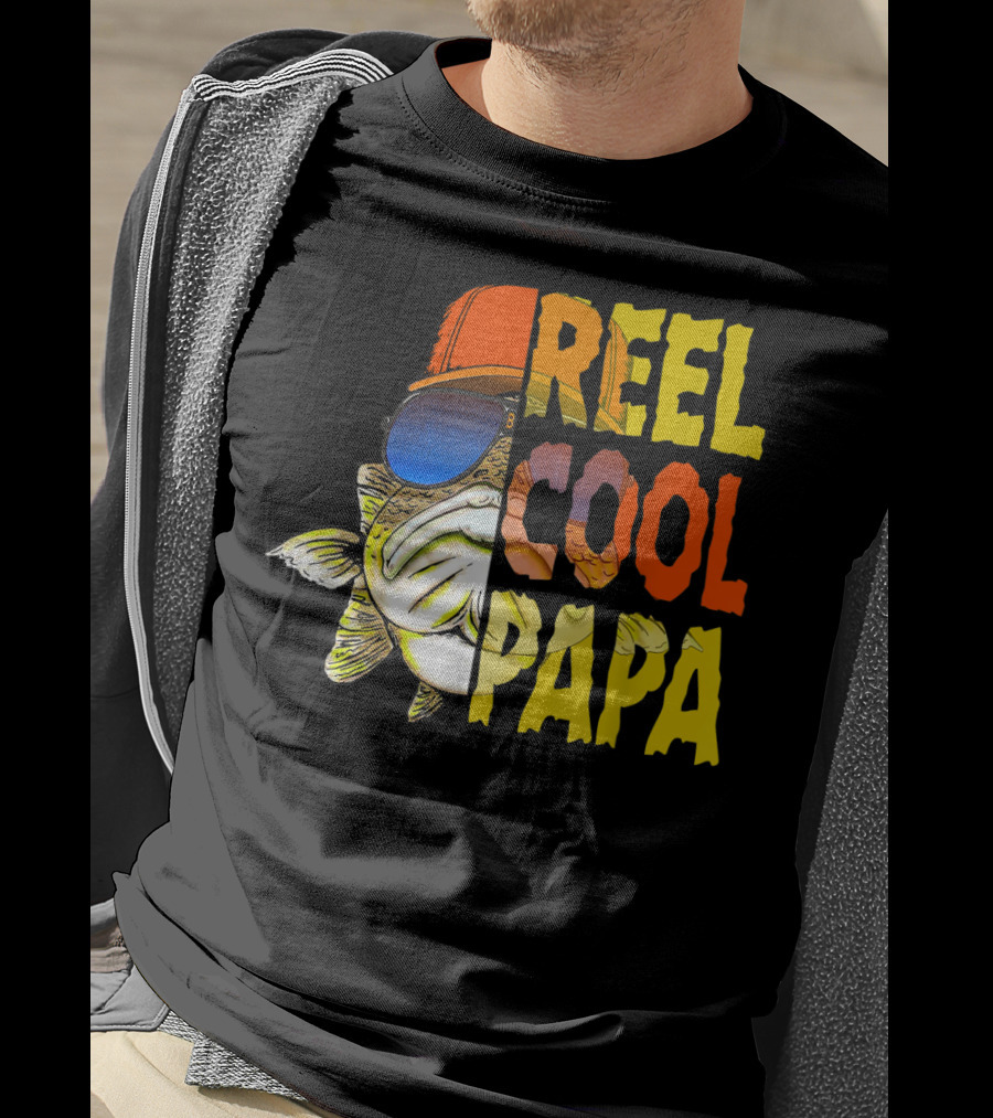 Reel Cool Papa Fishing Fish With Sunglasses And Hat T-Shirt