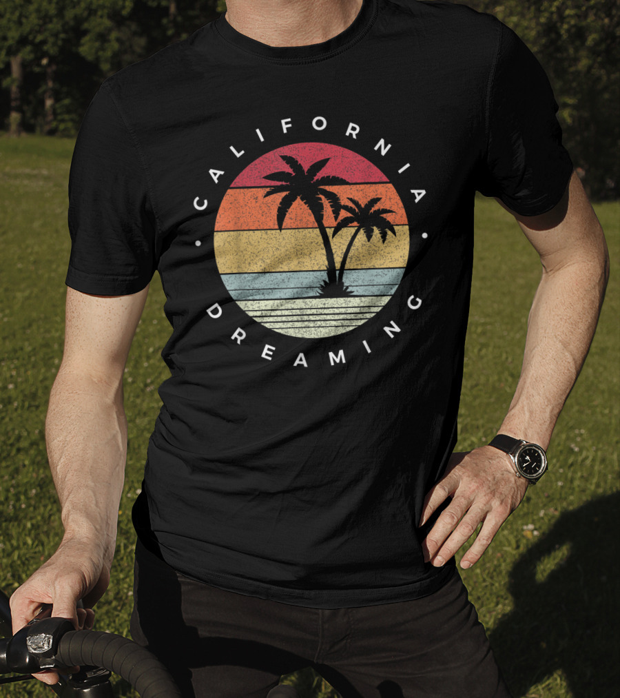 California Dreaming Retro Palm Trees Fun Family Vacation T-Shirt