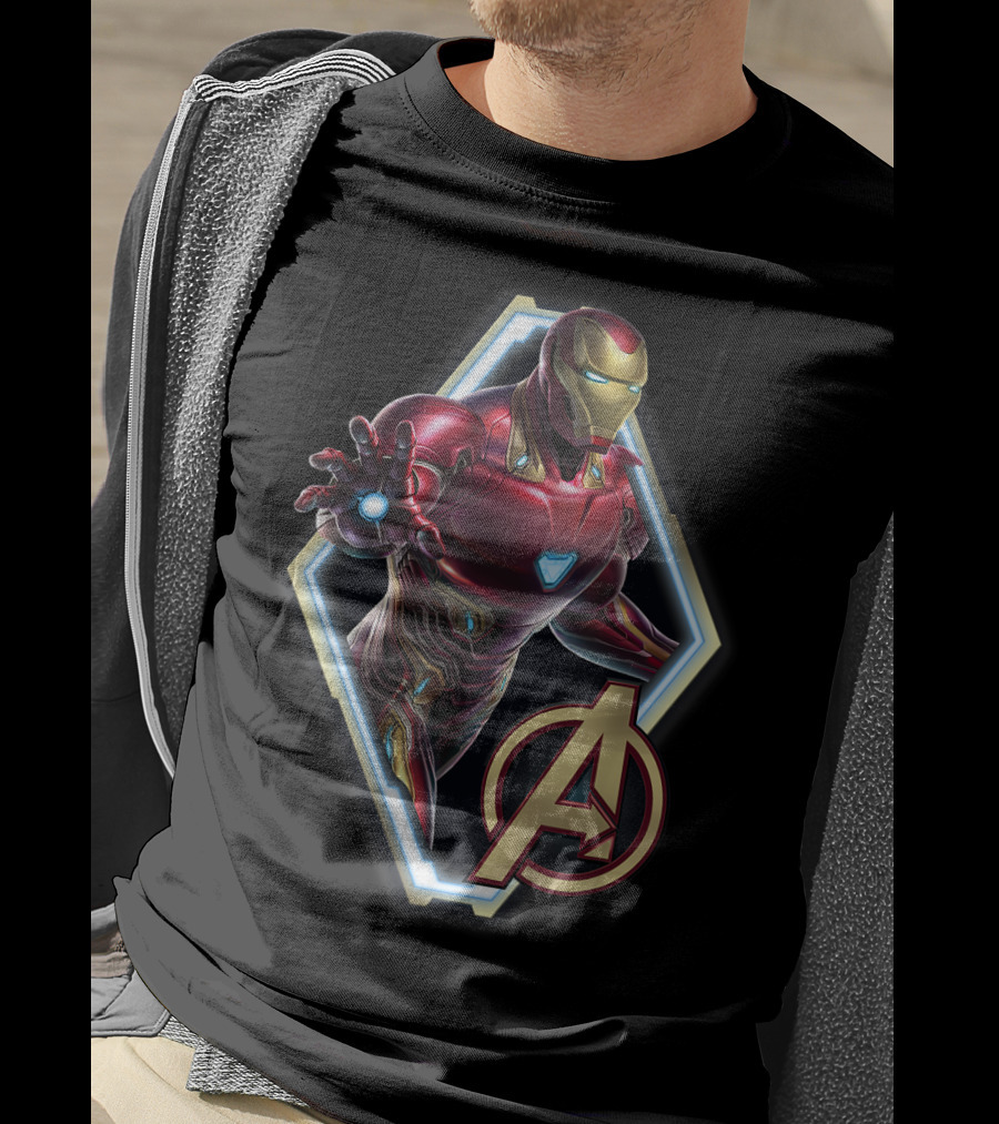 Iron Man Avengers Endgame Iconic Armor Pose T-Shirt