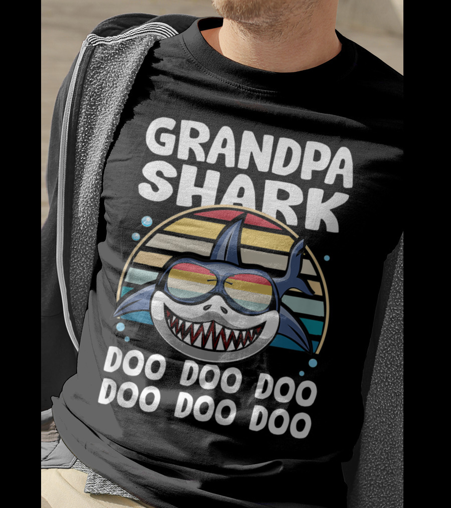 Grandpa Shark Doo Doo Doo Retro Style With Sunglasses T-Shirt