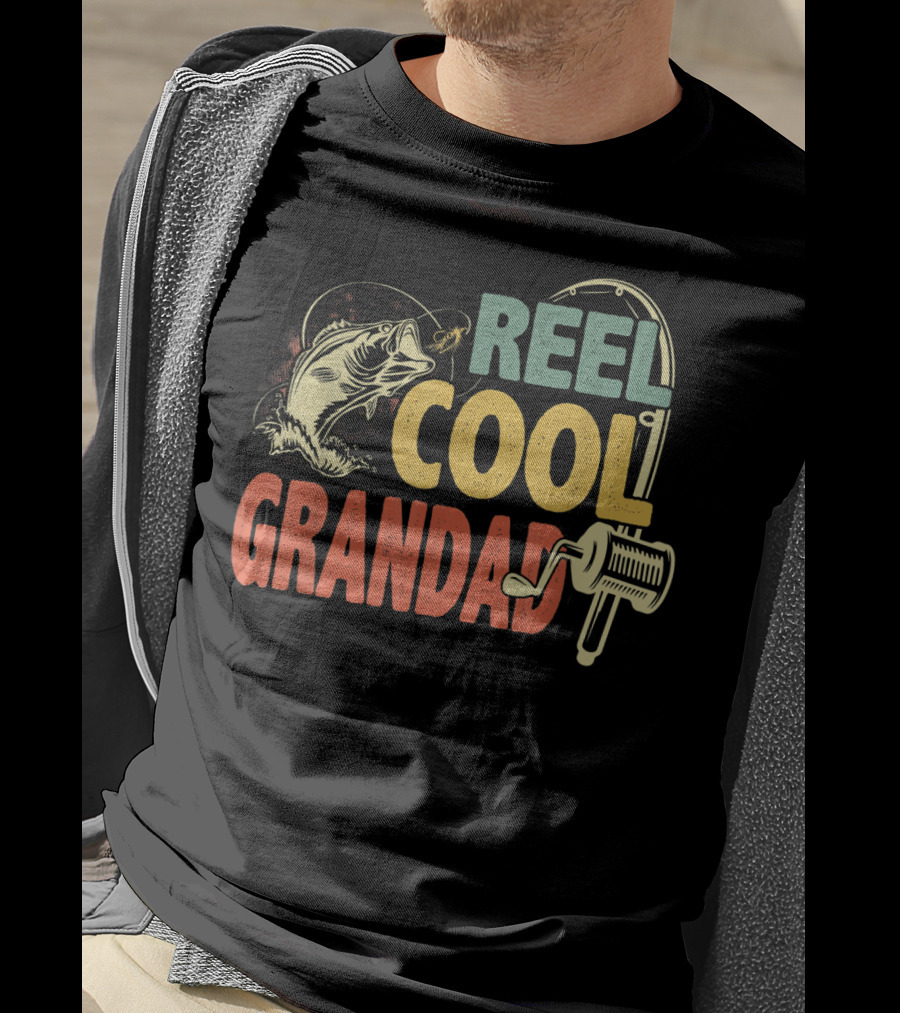 Reel Cool Grandad Retro Vintage Fishing T-Shirt