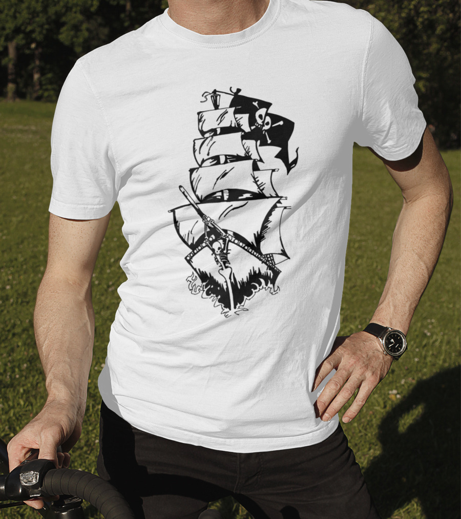Pirate Ship With Jolly Roger Flag And Skeleton Captain T-Shirt