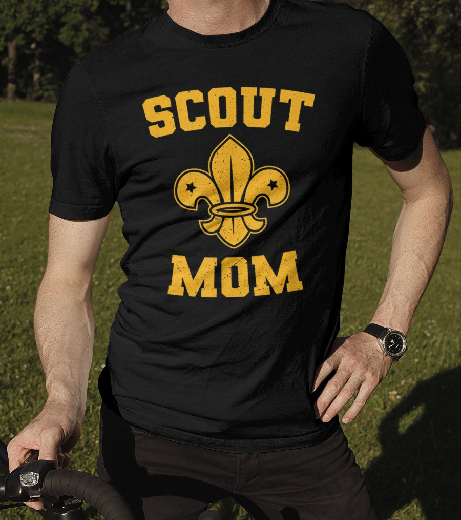 Scout Mom Scout Scouting Member Supporter Fleur-de-Lis T-Shirt