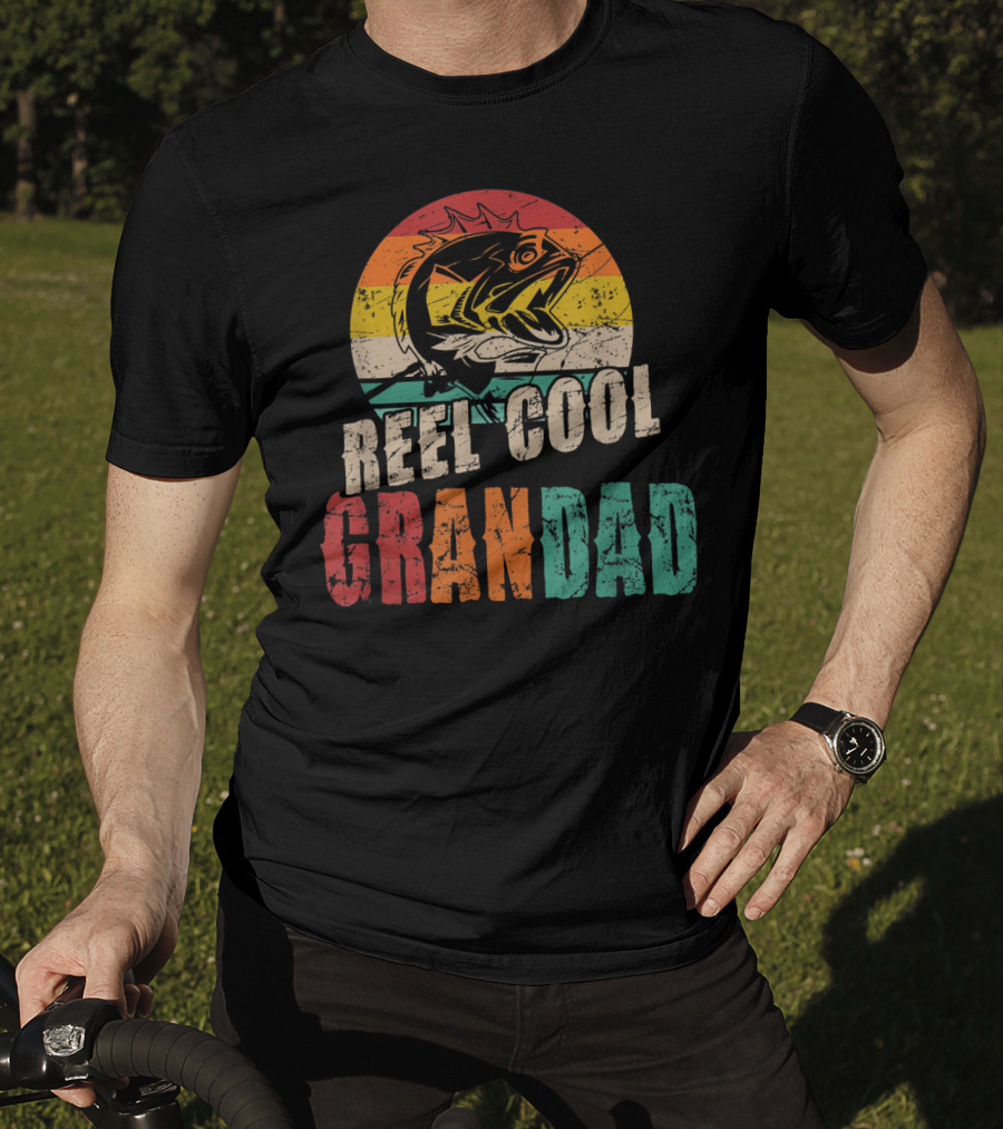 Reel Cool Grandad Vintage Fisherman Retro Fishing Sunset T-Shirt