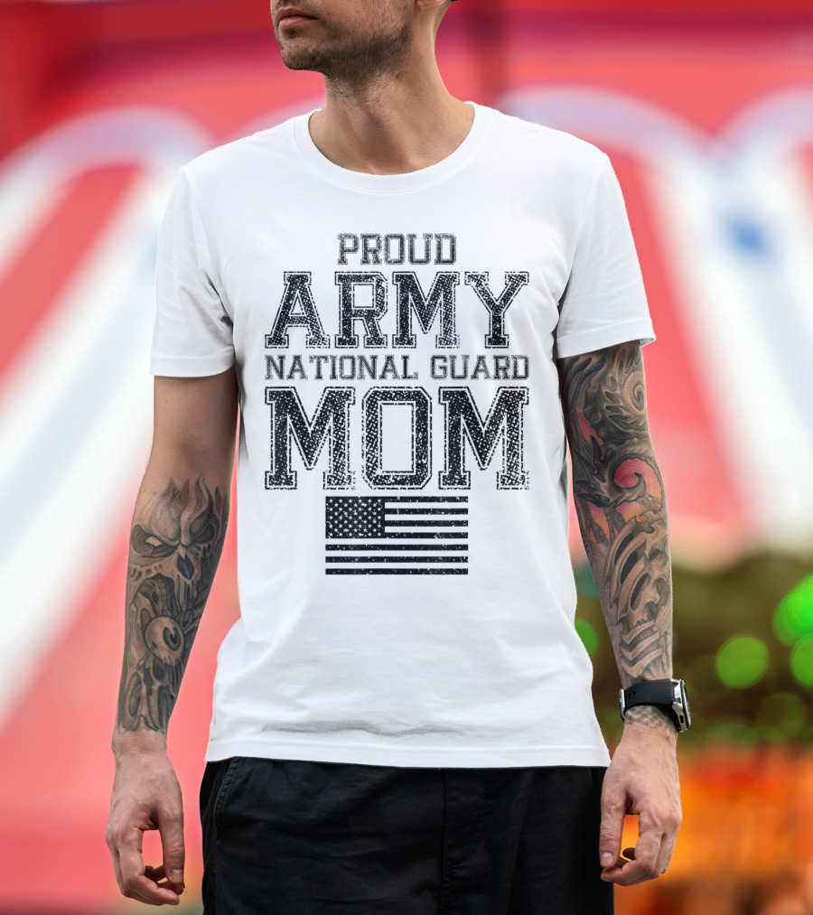 Proud Army National Guard Mom American Flag US Military T-Shirt