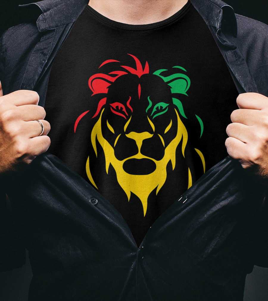Rastafari Reggae Lion Head In Rasta Colors T-Shirt