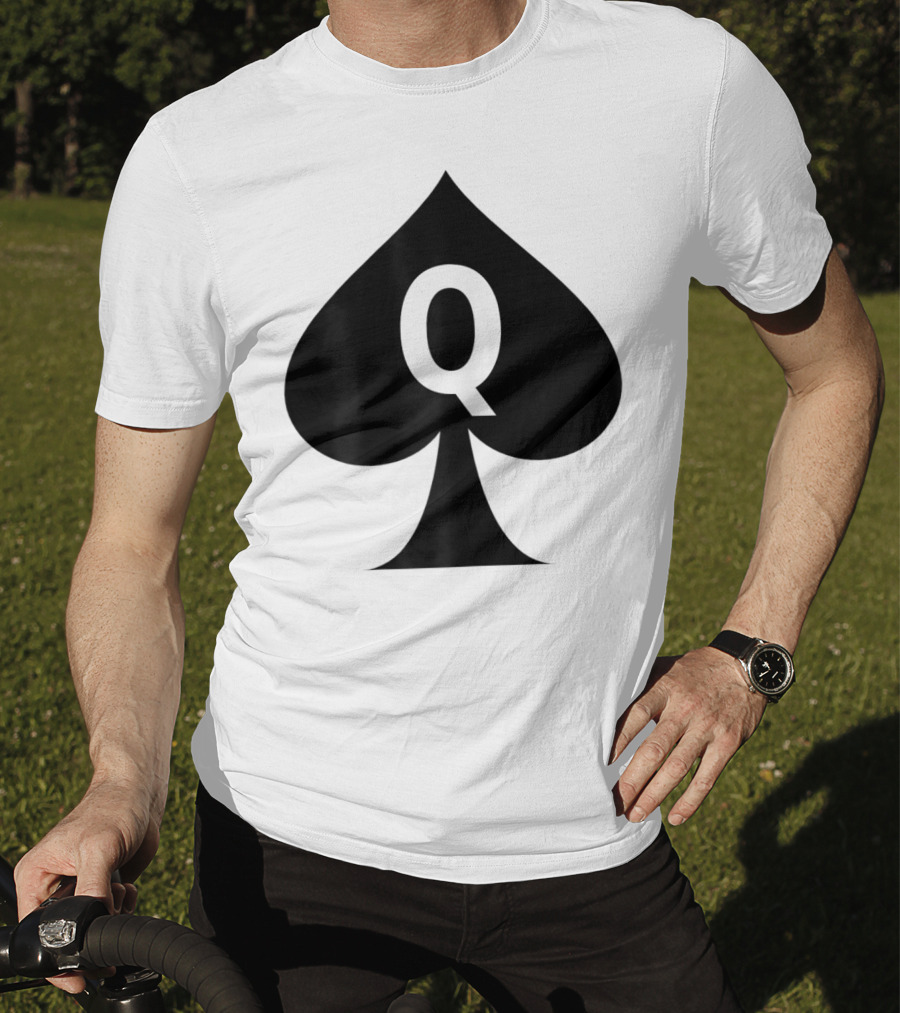Queen Of Spades Q Symbol Hotwife Clothing T-Shirt