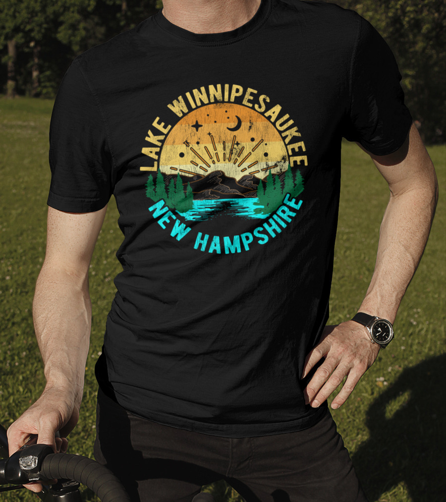 Lake Winnipesaukee New Hampshire Sunset Mountain Scene T-Shirt