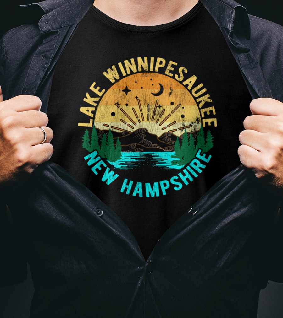 Lake Winnipesaukee New Hampshire Sunset Mountain Scene T-Shirt