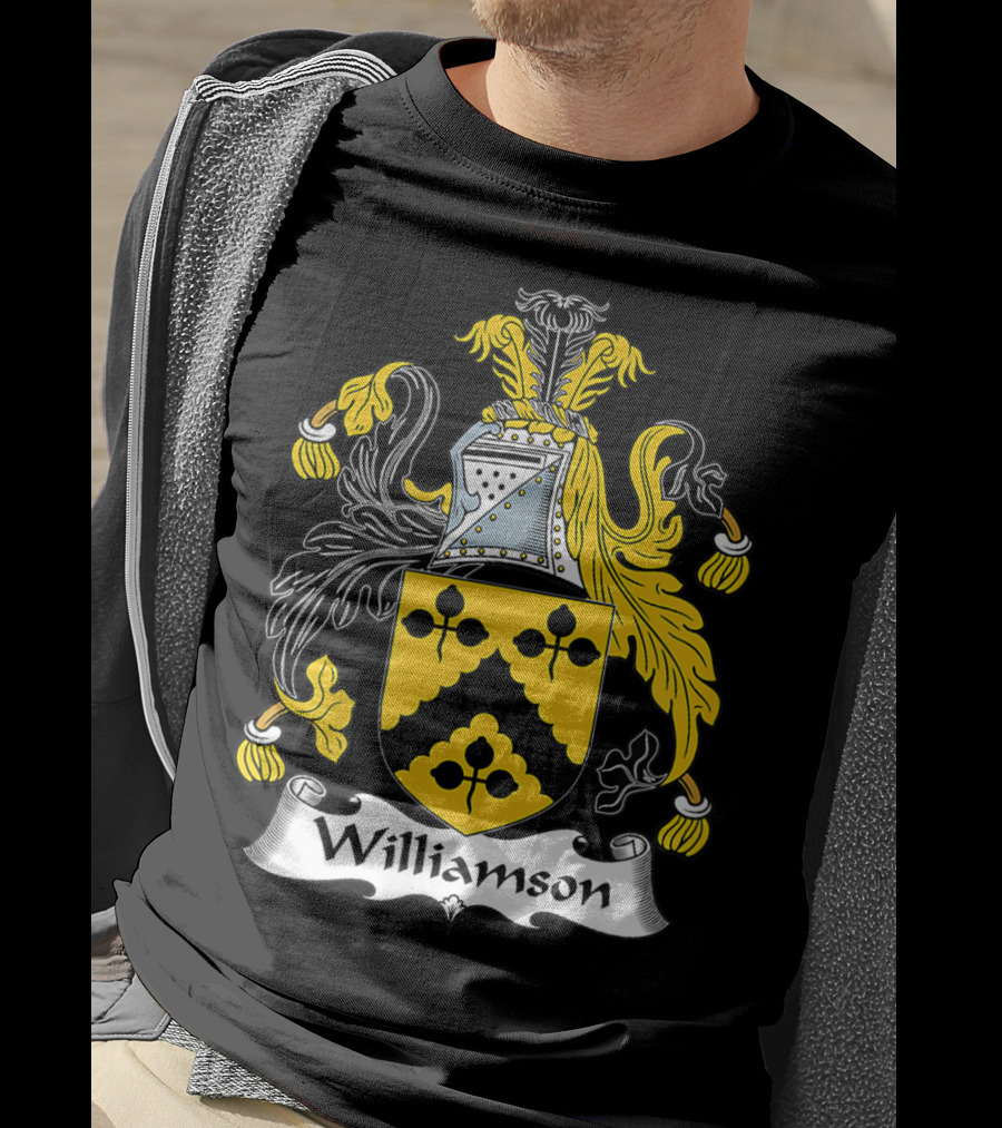 Williamson Family Crest Coat Of Arms Emblem T-Shirt