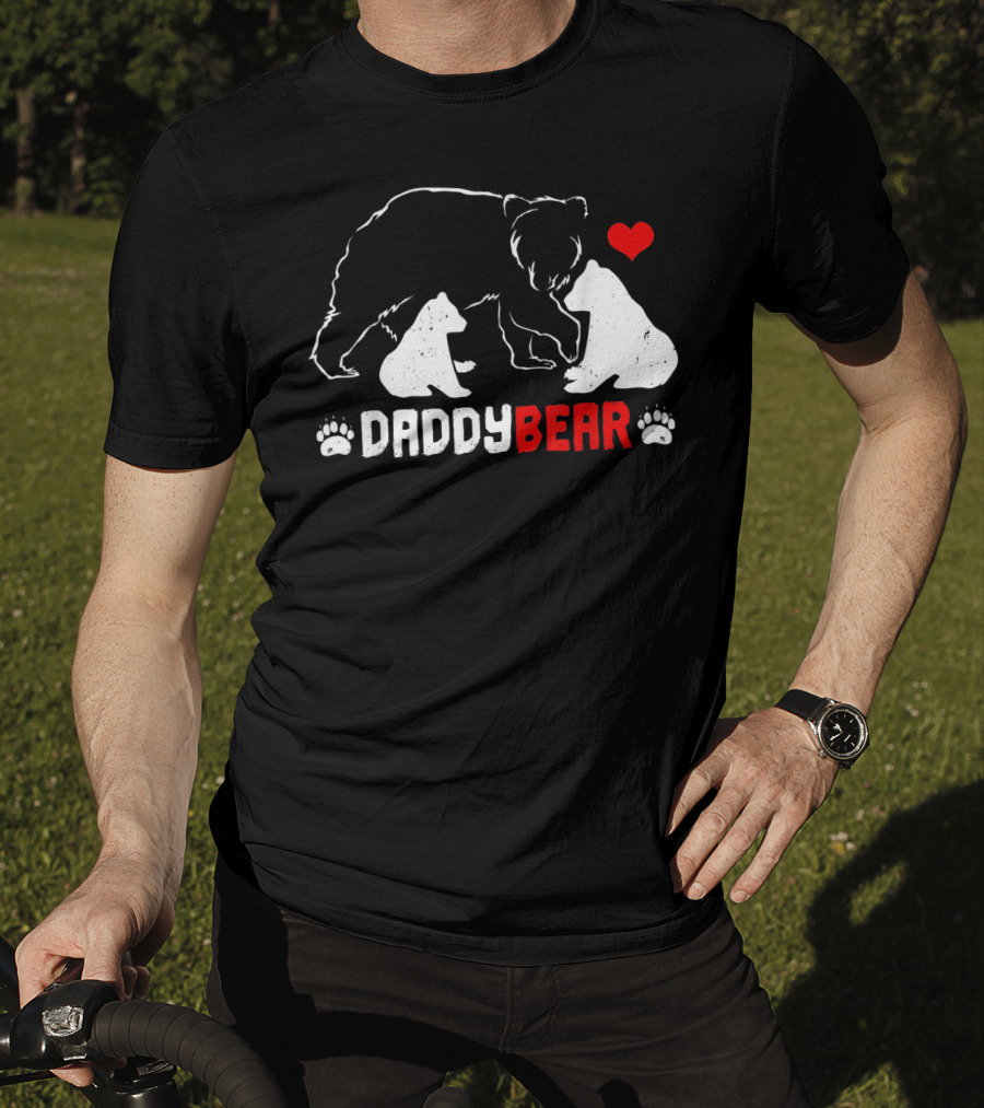 DADDY BEAR Two Cubs Heart Paw Prints T-Shirt