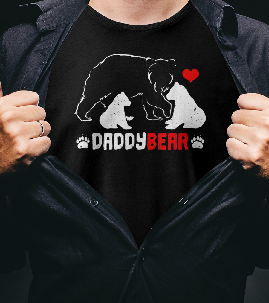 DADDY BEAR Two Cubs Heart Paw Prints T-Shirt