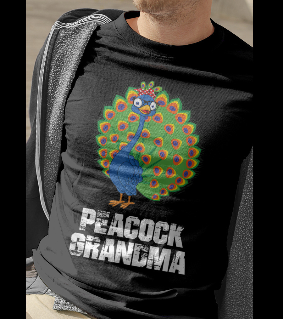 Peacock Grandma Birthday Nana T-Shirt
