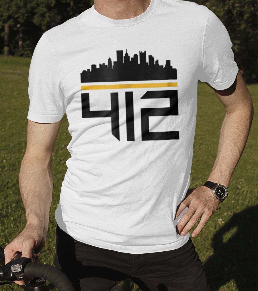 Pittsburgh Skyline 412 Steel City Black And Gold T-Shirt