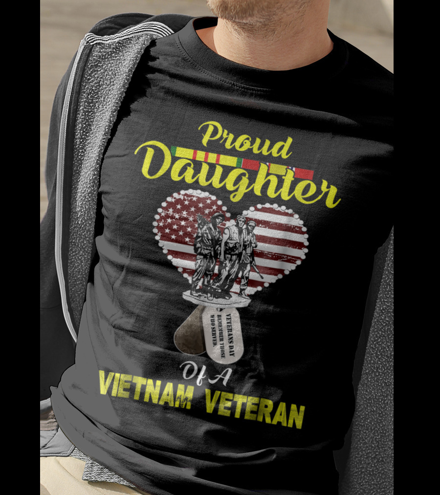 Proud Daughter Of A Vietnam Veteran American Flag Heart Memorial T-Shirt