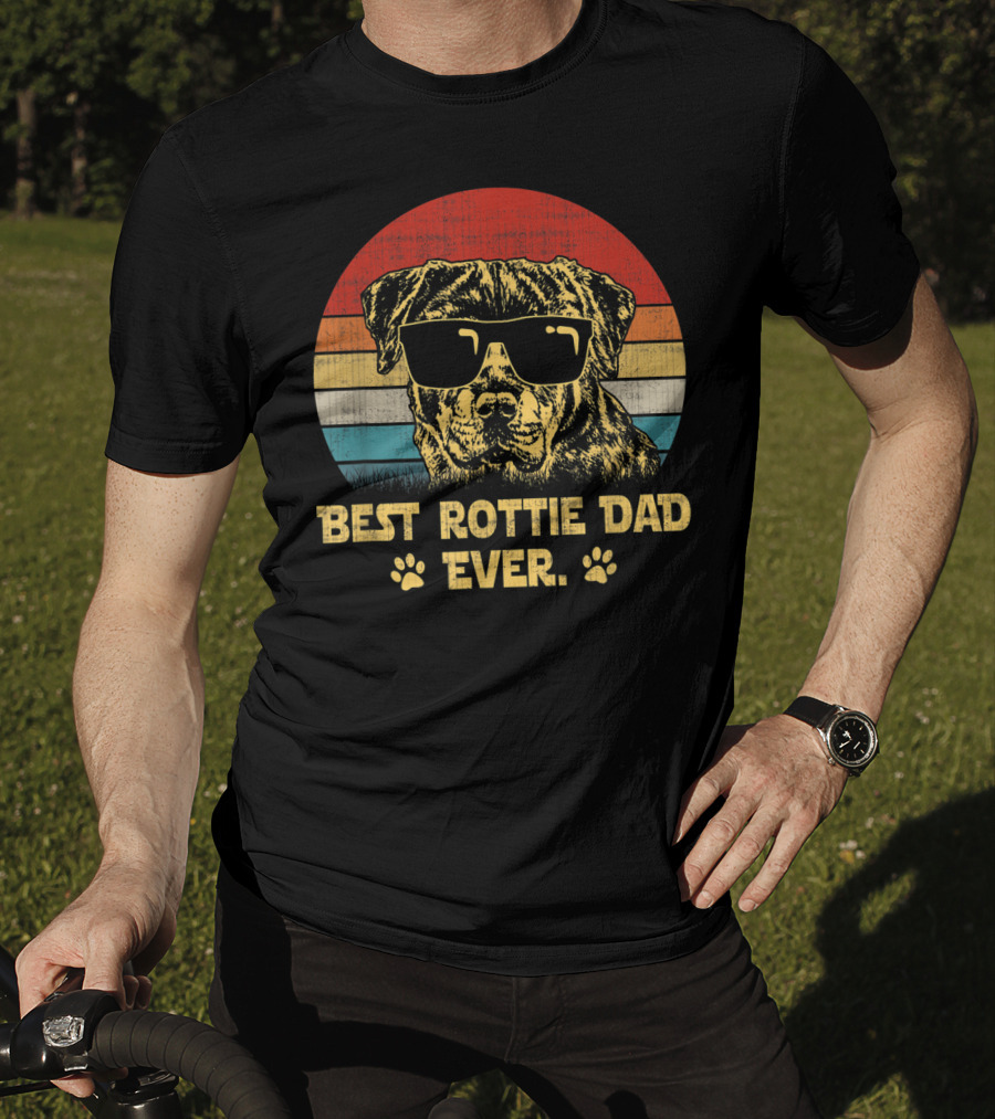 Retro Vintage Best Rottie Dad Ever Sunglasses Dog With Paw Prints T-Shirt