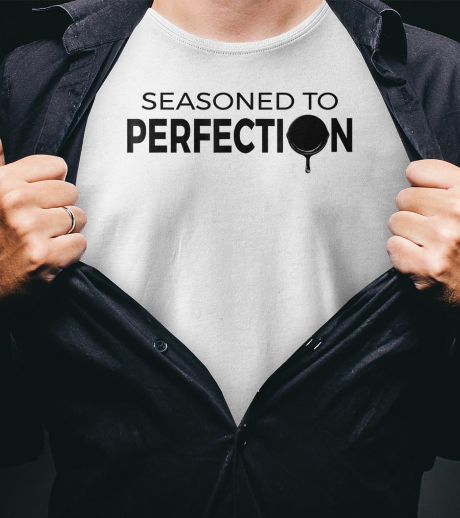 Seasoned To Perfection Cast Iron Skillet Icon Cooking T-Shirt
