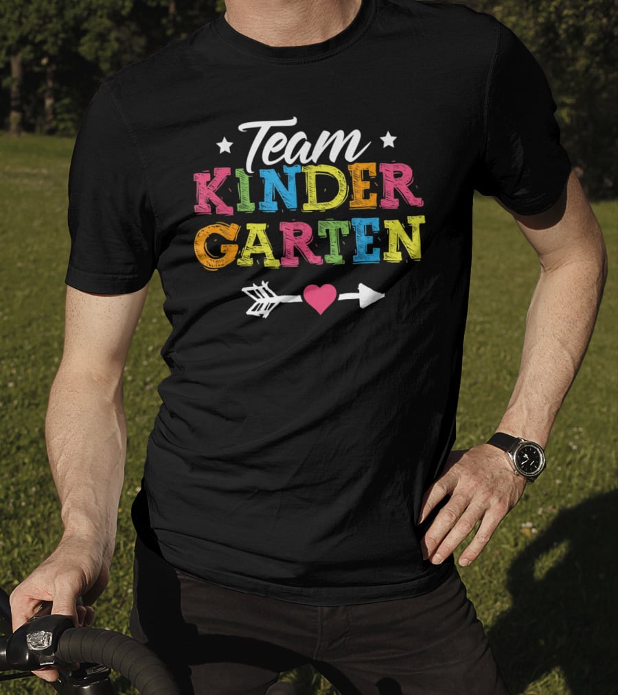 Team Kindergarten Colorful Arrow Heart T-Shirt