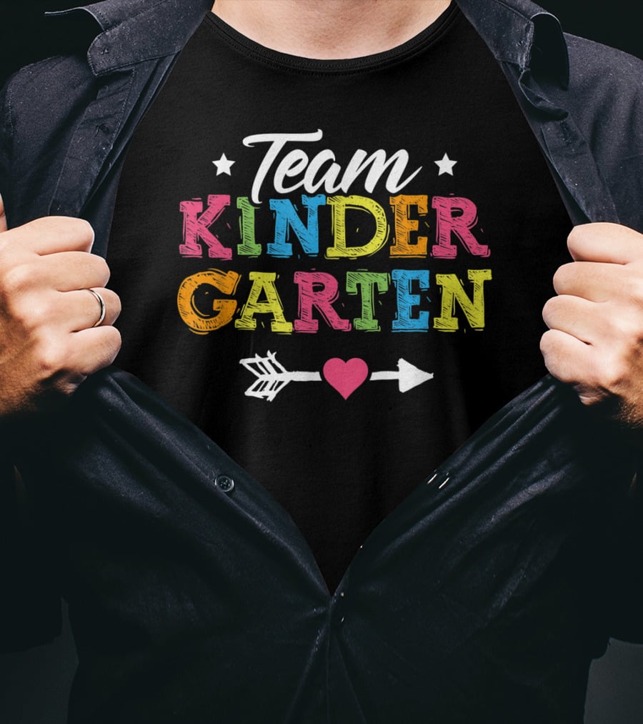 Team Kindergarten Colorful Arrow Heart T-Shirt
