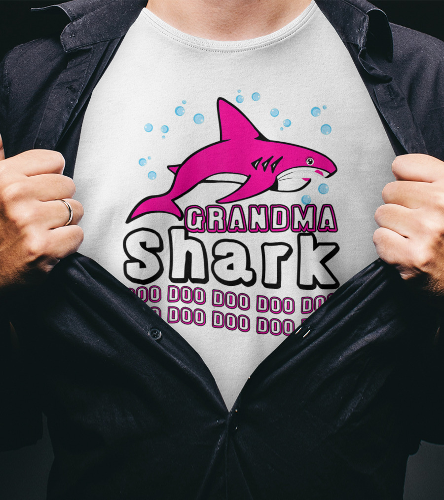 Grandma Shark Doo Doo Doo Doo Doo Doo Doo Doo Doo Doo Doo Doo T-Shirt