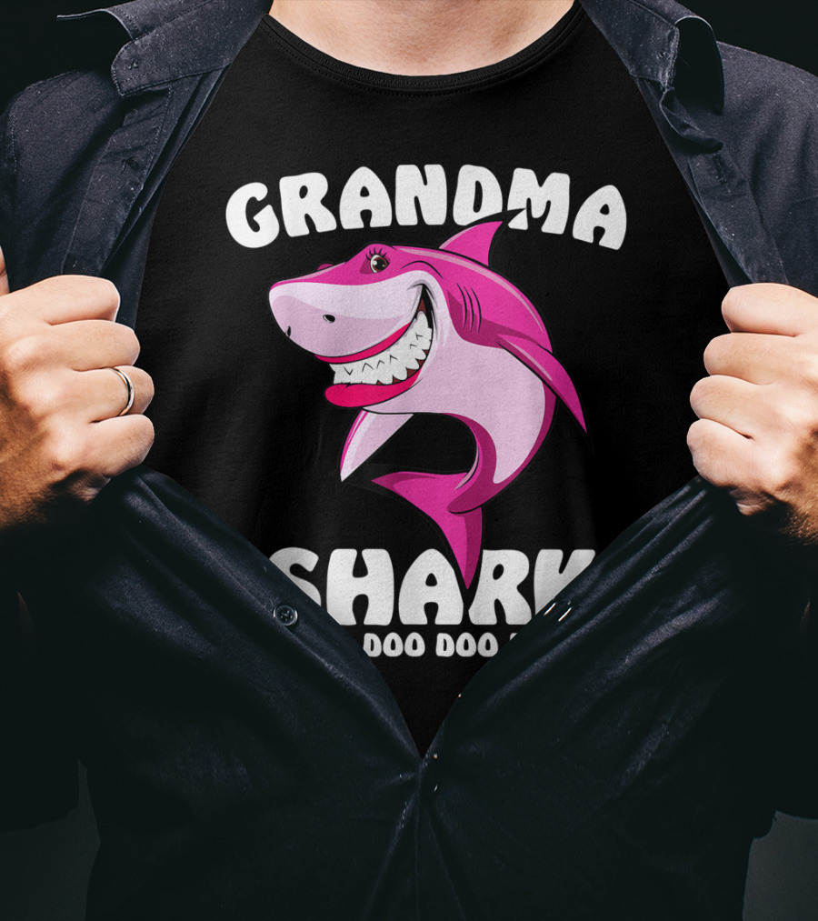 Grandma Shark Doo Doo Doo Doo Matching Family Shark T-Shirt