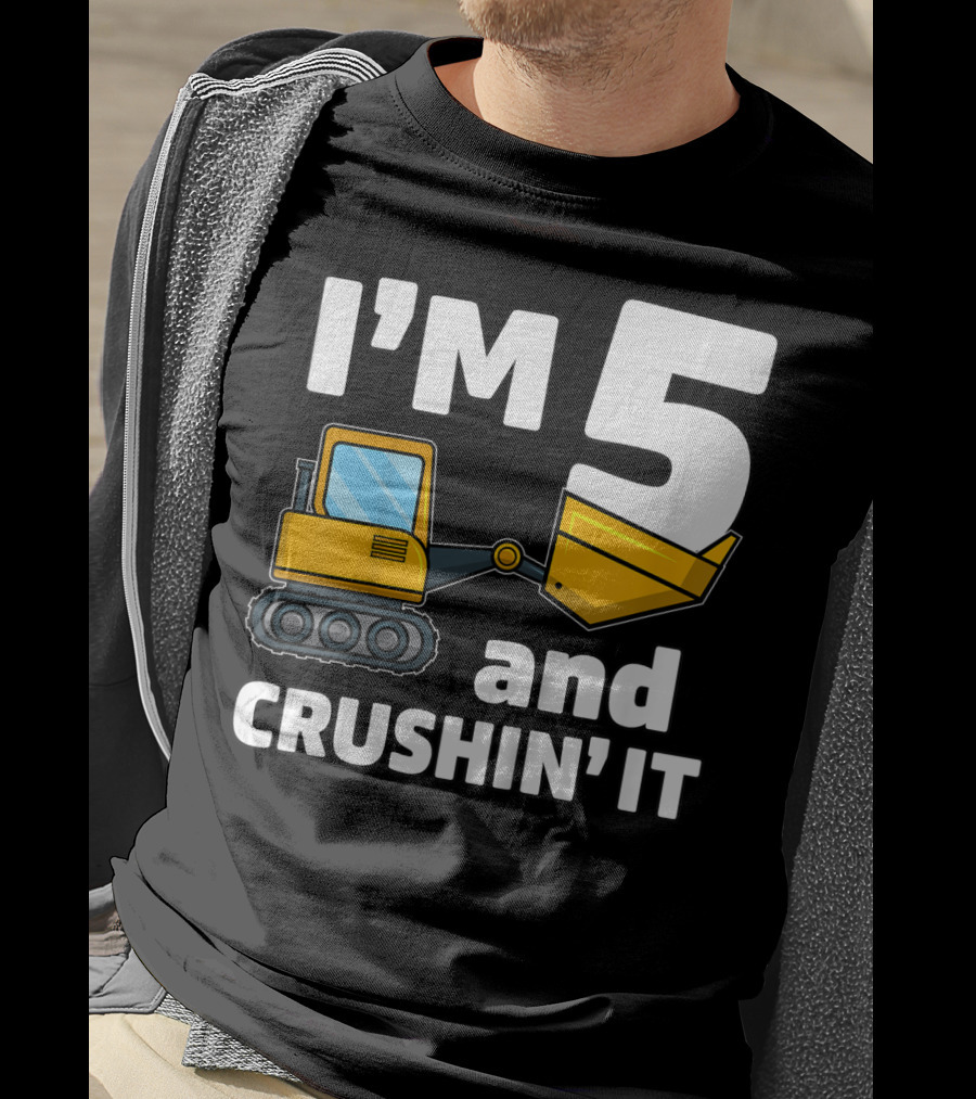 I'm 5 And Crushin' It Kids Construction Truck Birthday Boy T-Shirt