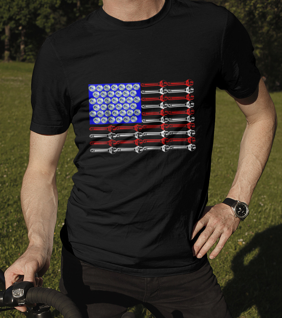 Mechanic Proud American Patriotic USA Flag With Wrenches And Nuts T-Shirt