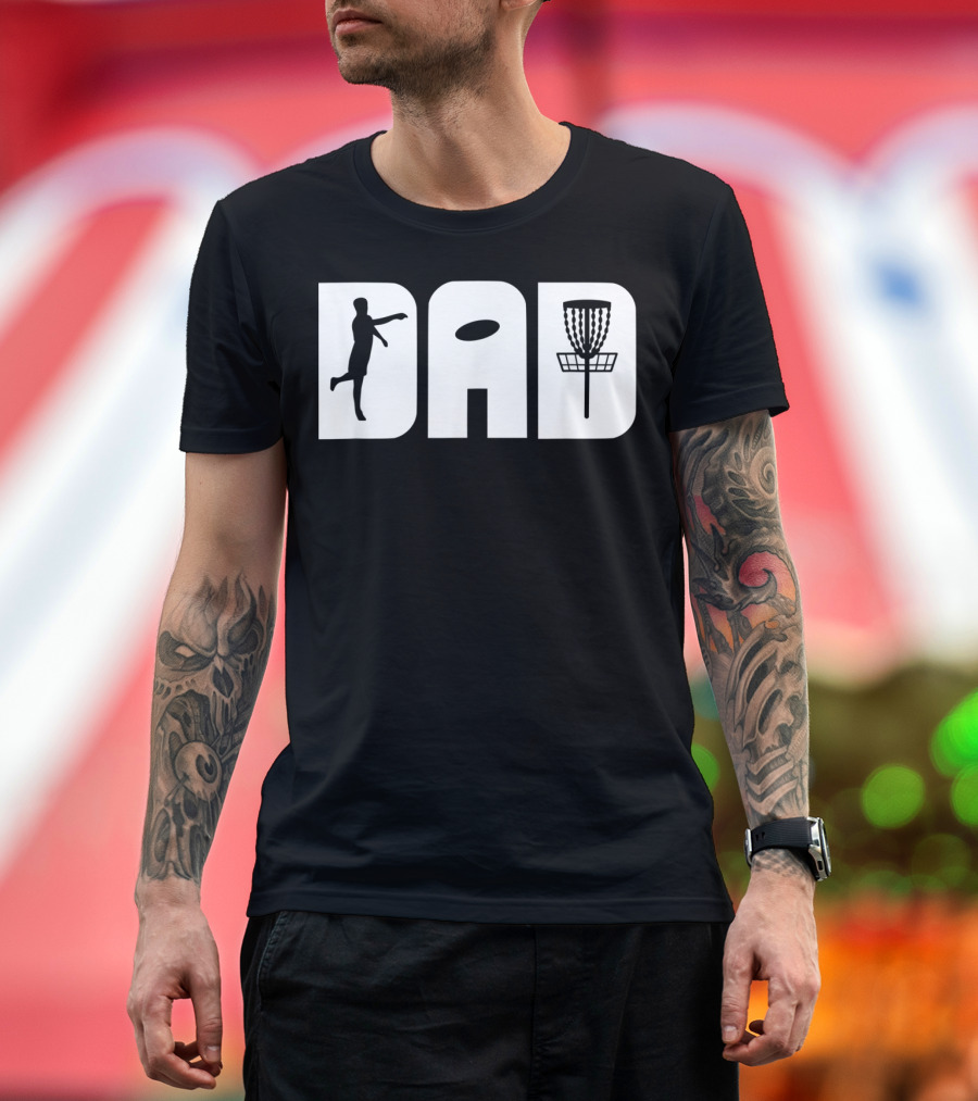 Funny Disc Golf Dad Throwing Frisbee Basket T-Shirt