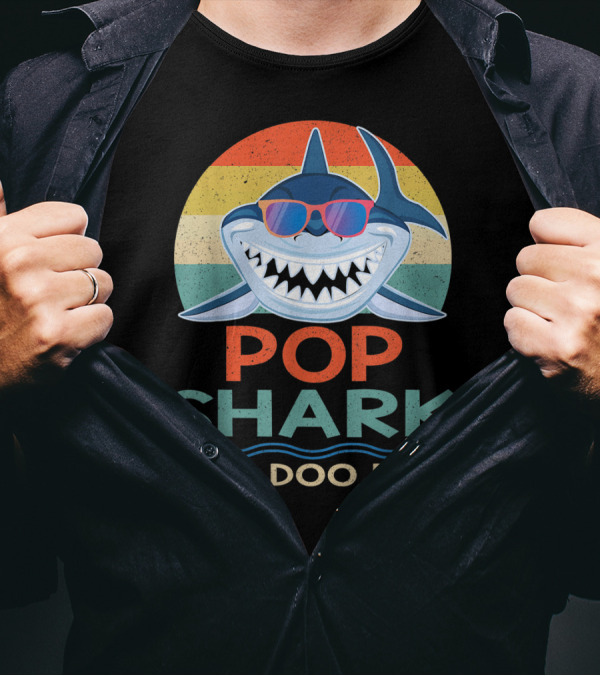 POP SHARK DOO DOO DOO VINTAGE MATCHING FAM SUNSET STYLE RETRO SUNGLASSES T-Shirt
