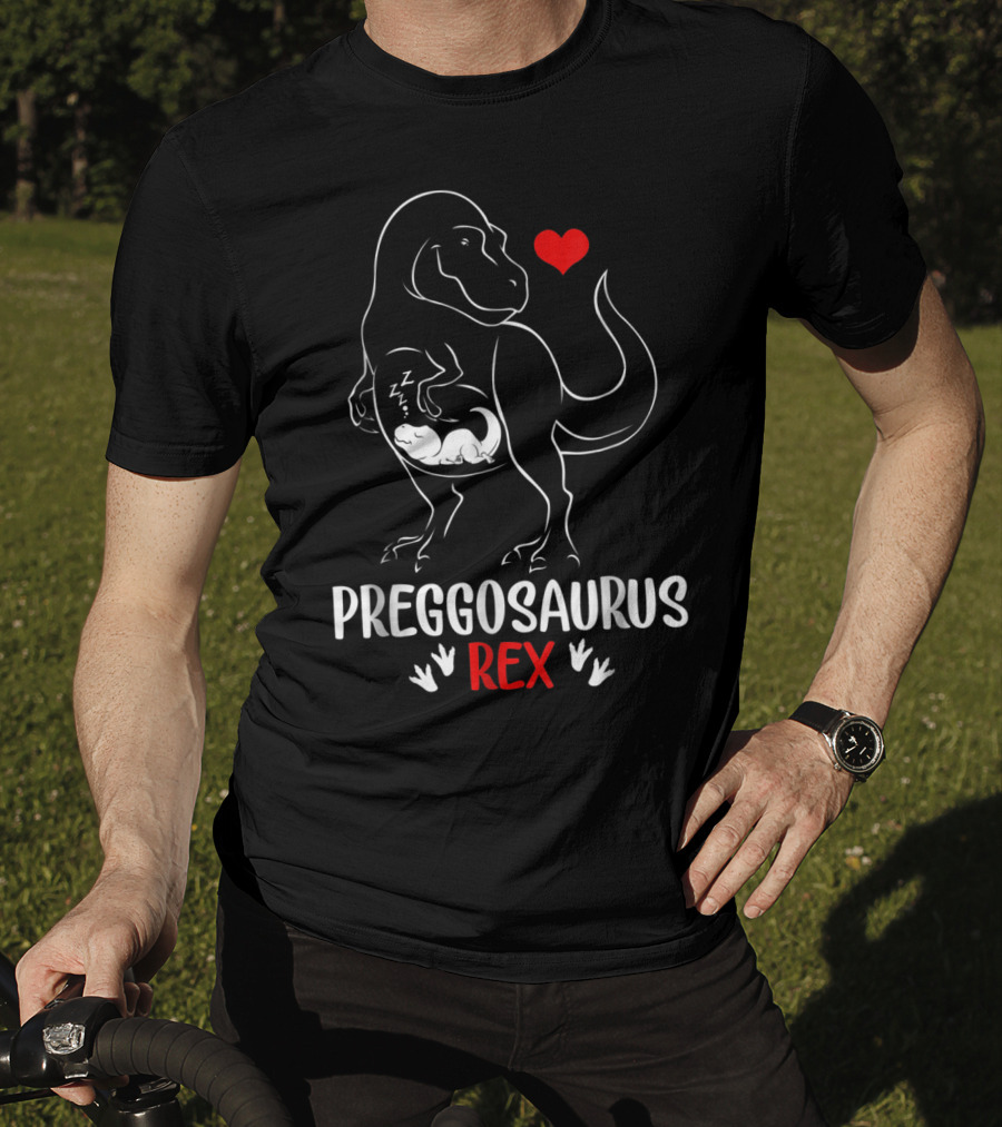 Pregosaurus Rex Heart Pregnant Mom Dinosaur With Baby T-Shirt
