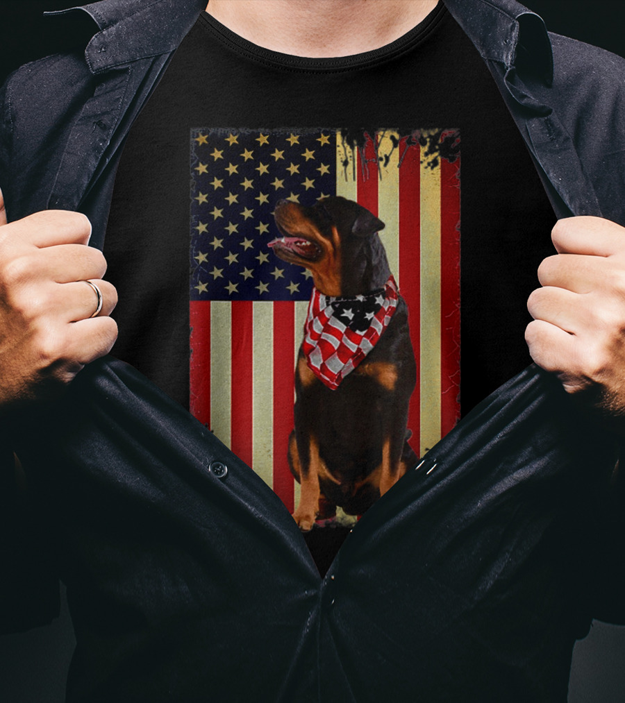 Rottweiler Smile American Flag Patriotic Independence T-Shirt