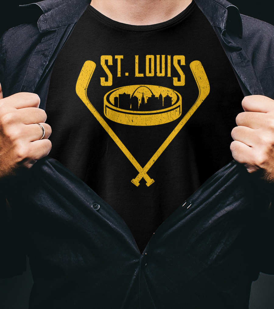 St Louis Missouri Skyline Vintage Hockey T-Shirt