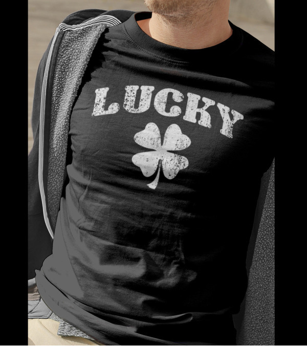 Lucky Vintage Style Clover St Patrick's Day T-Shirt