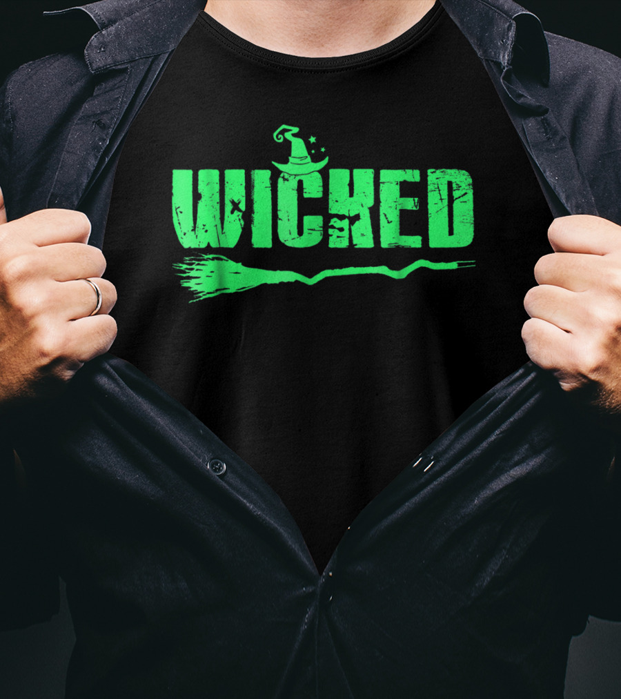 Wicked Green Witch Hat Broomstick Halloween Magic T-Shirt